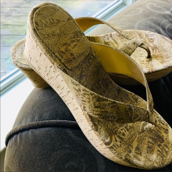 New stuart weitzman cork wedge thongs sandals 7.5 - Picture 2 of 6